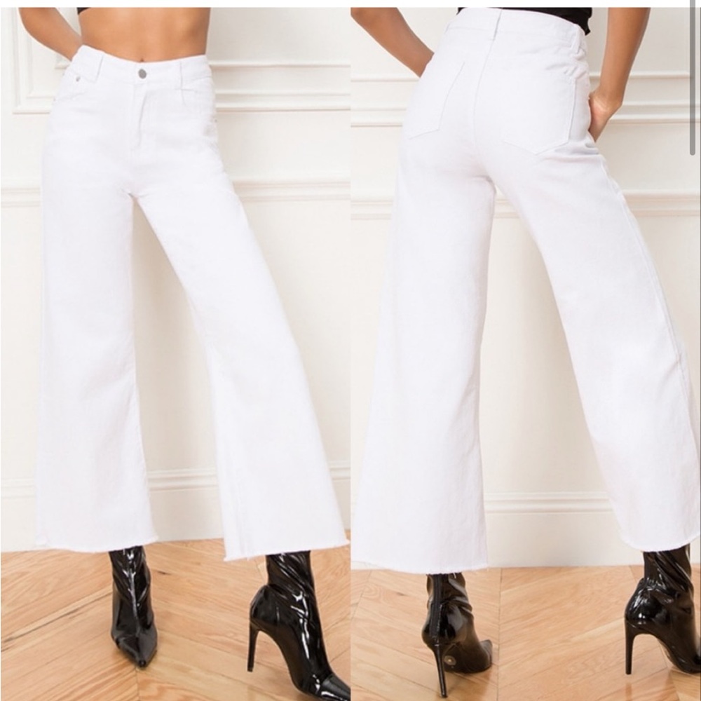 Superdown Lucy Crop Flare Jeans White NWT
